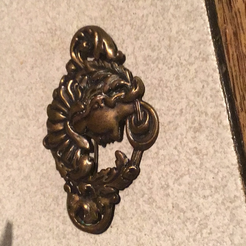 Pin